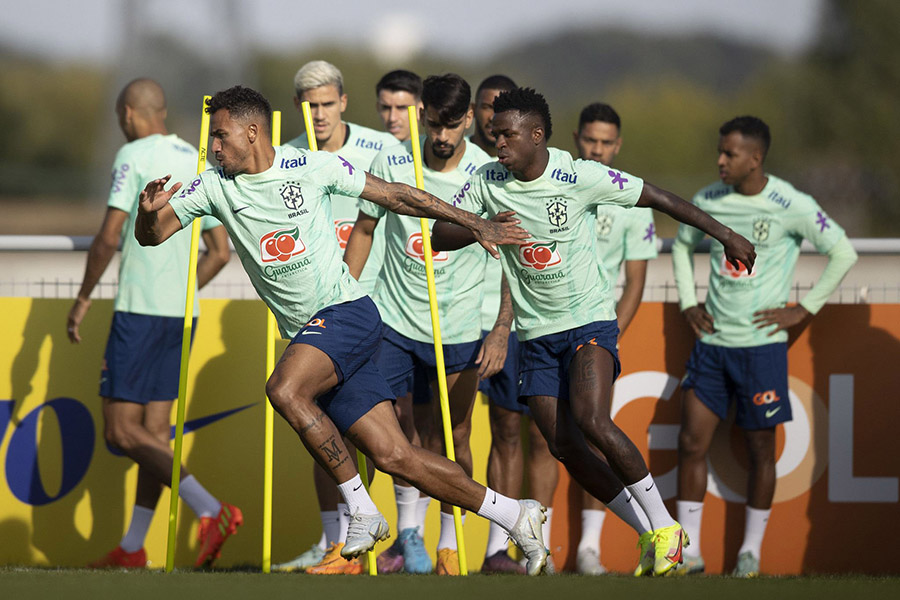 Em penúltimo teste, Tite aposta em time ofensivo no amistoso contra Gana