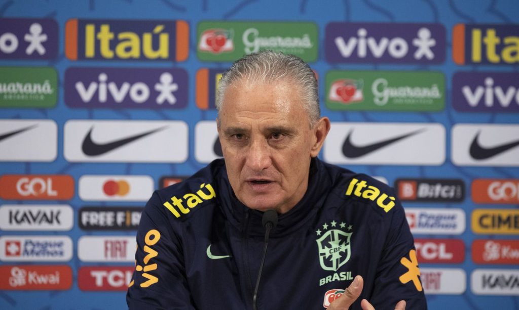 Tite pede punição por caso de racismo em amistoso: ‘No futebol não vale tudo’