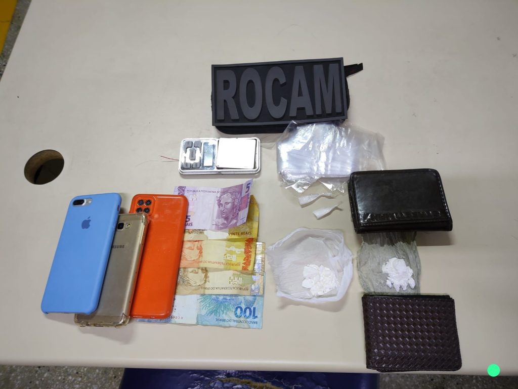 ROCAM  prende suspeitos por tráfico de drogas no Igapó