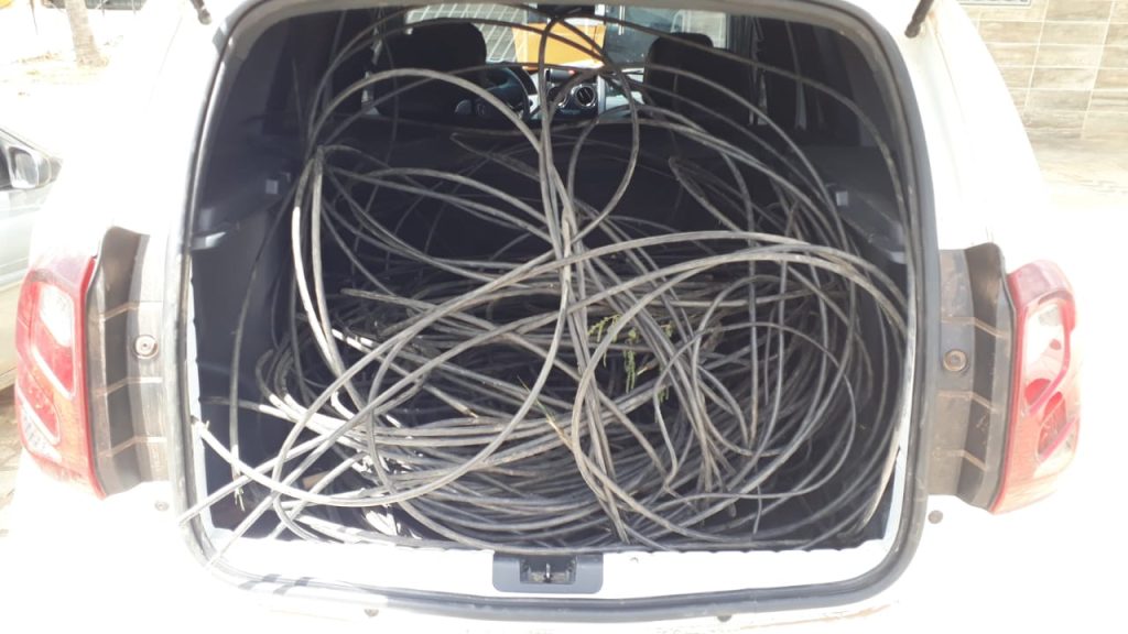 Idoso é preso em flagrante por tentar vender fios de energia furtados em Natal