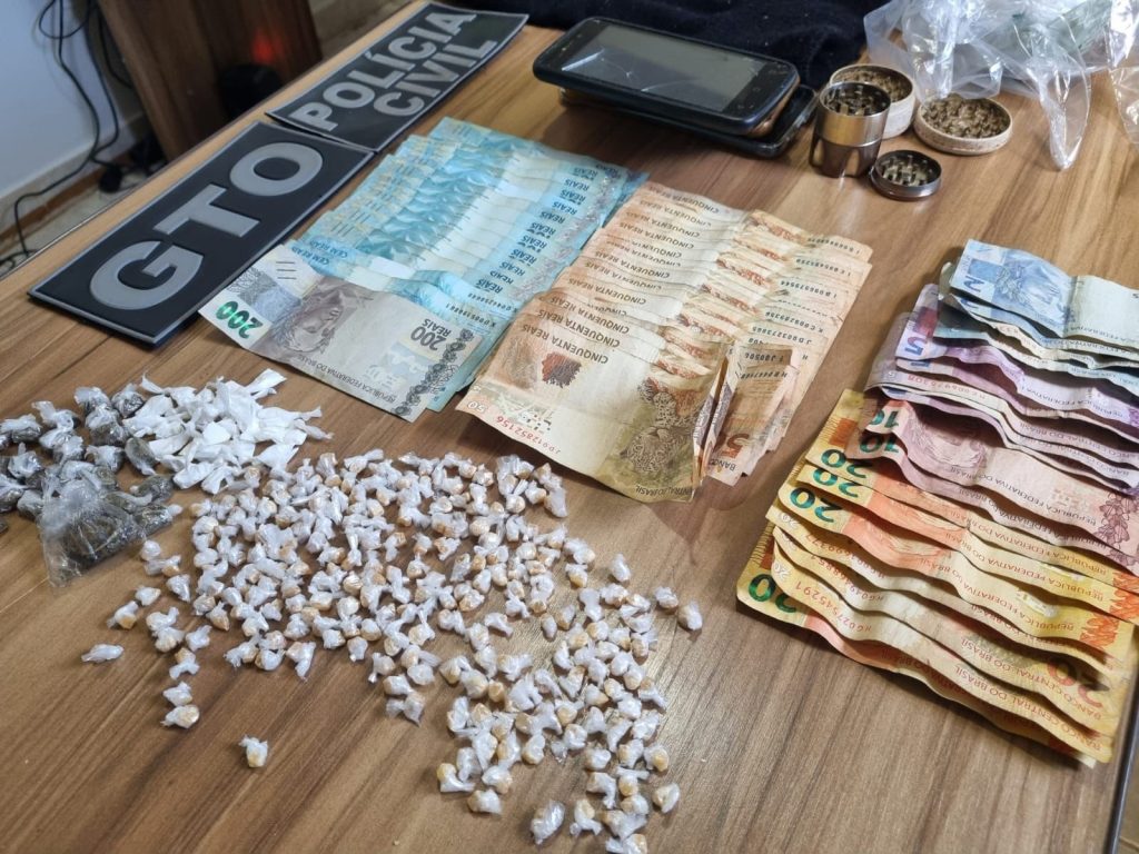 Três pessoa são presas por tráfico de drogas e associação para o tráfico em Touros