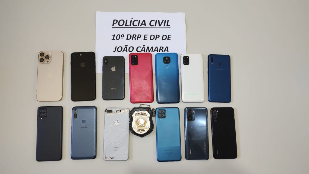 Operação da Polícia Civil recupera 13 aparelho de celular roubados em João Câmara