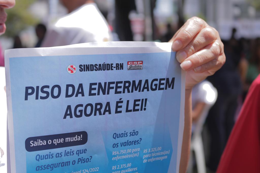 “Queremos respeito”, diz diretora do Sindsaúde RN após suspensão do piso da enfermagem