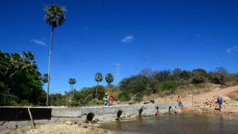 MOSSORÓ: Obras de infraestrutura estão sendo realizadas em comunidades rurais