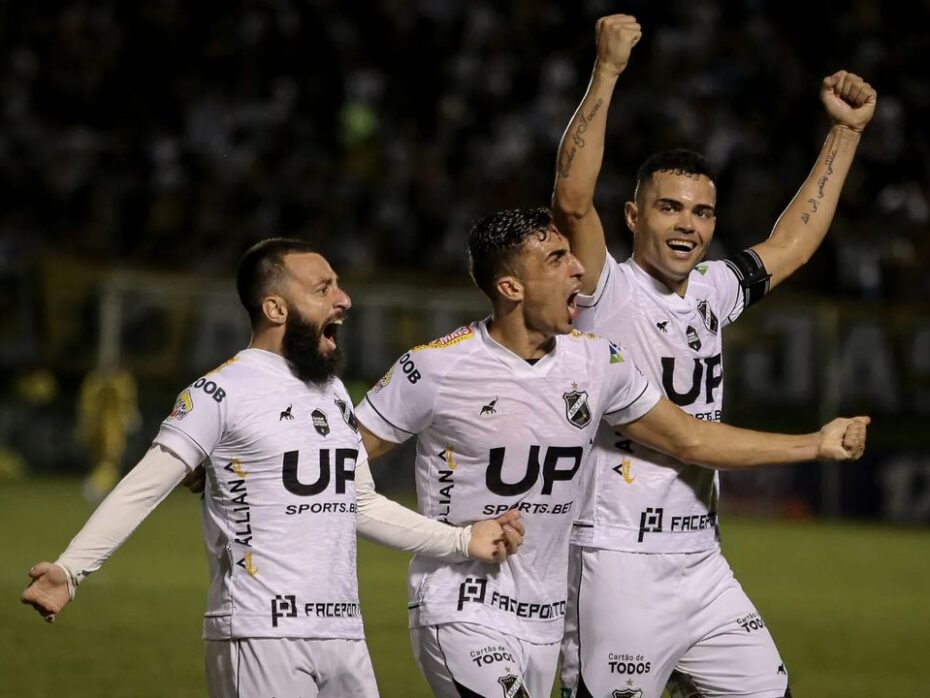 ABC depende de empate entre Vitória e Figueirense para garantir vaga na final da Série C já neste domingo (18)