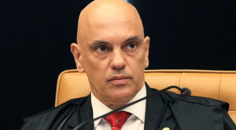 Moraes libera contas bancárias de empresários bolsonaristas