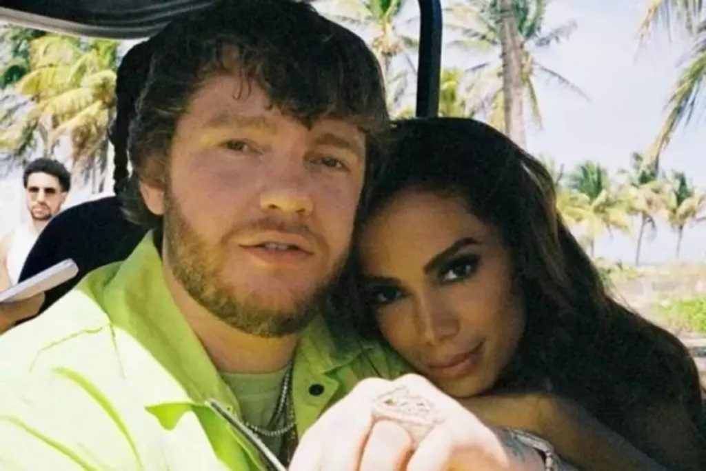 Após três meses, Anitta termina namoro com Murda Beatz; diz jornal