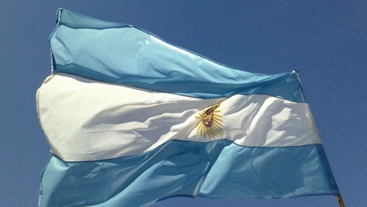Inflação anual da Argentina sobe para 78,5% em agosto