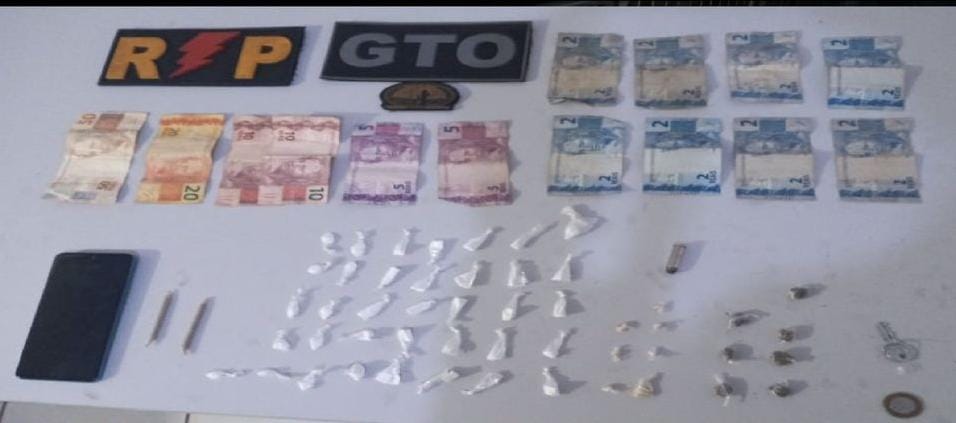 Polícia Militar prende trio suspeito de tráfico de drogas em Touros/RN