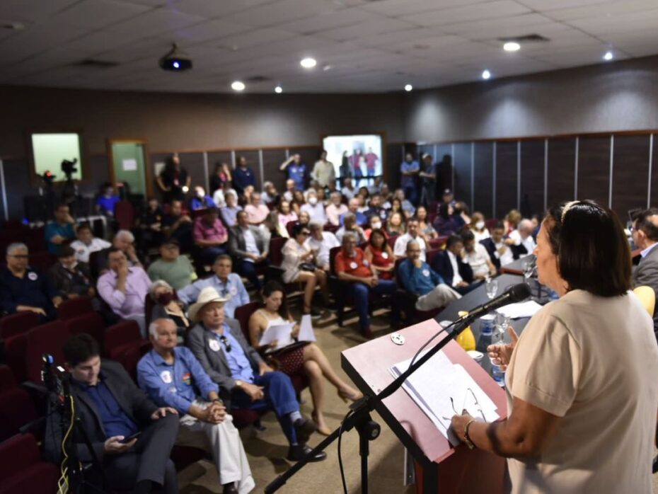 Fátima justifica falta de investimento em rodovias: “Escolhas. Ia ajeitar estradas ou respeitar os servidores?”