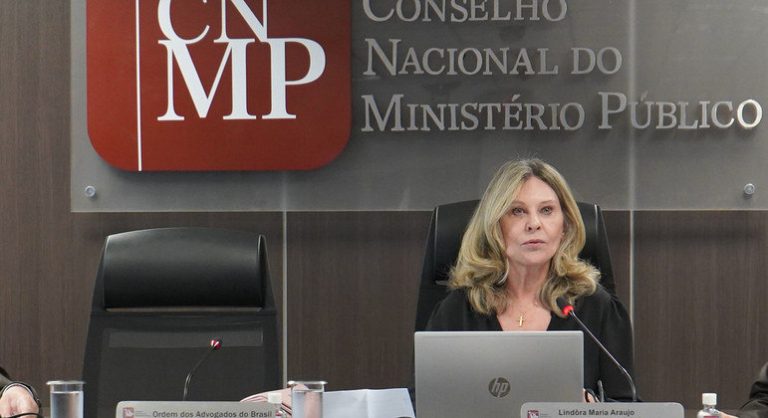 PGR pede arquivamento de inquérito sobre Bolsonaro por suposta interferência na PF
