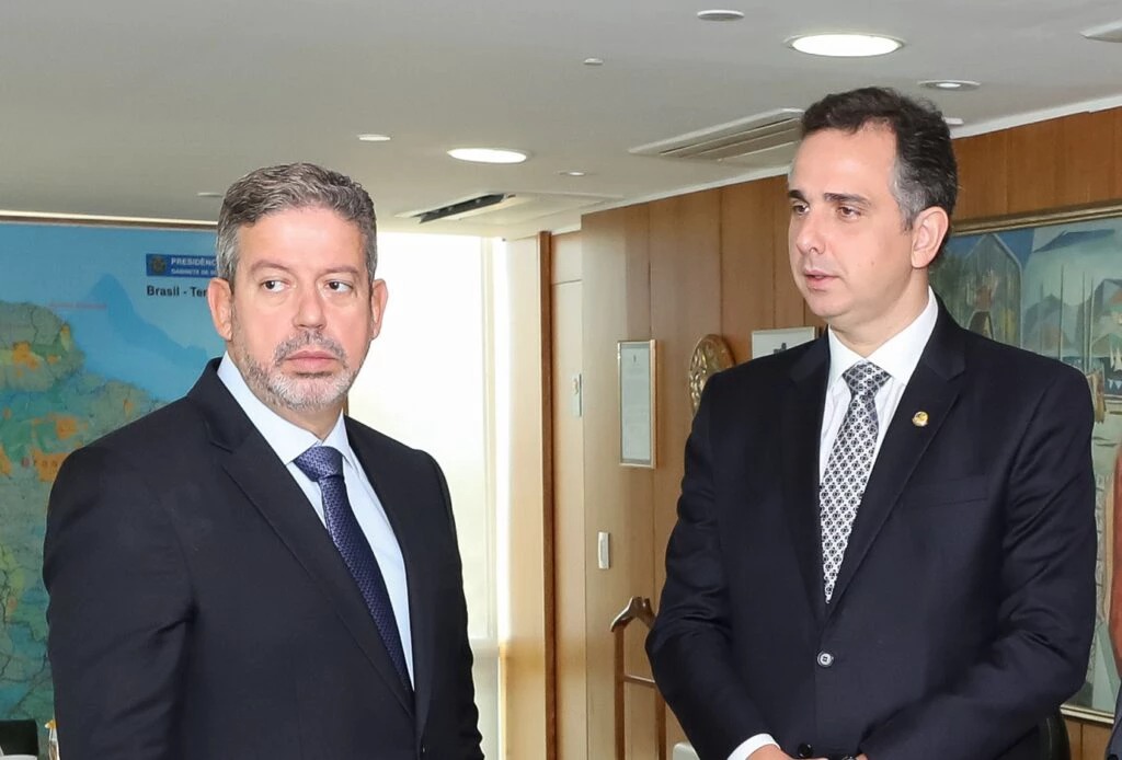 Lira e Pacheco se manifestam sobre decisão de Barroso que suspendeu piso salarial da enfermagem
