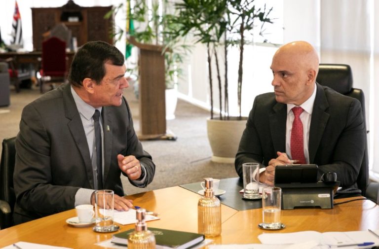 Reunião de Moraes com ministro da Defesa pode selar os termos da trégua entre governo e TSE
