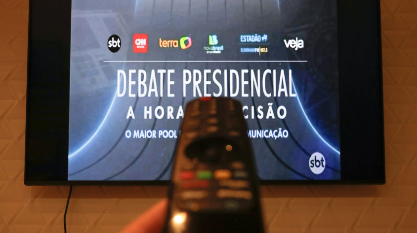 Sem Lula, debate no “SBT” chega a 2º lugar na audiência