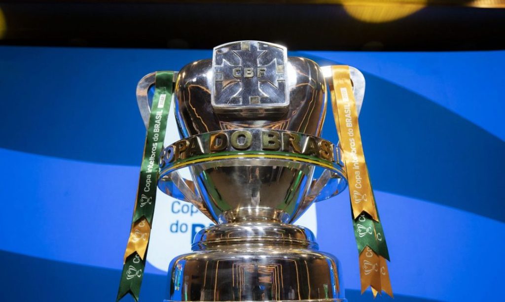 Corinthians e Flamengo decidirão título da Copa do Brasil no Maracanã