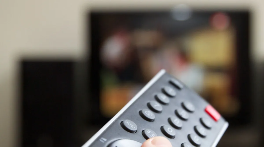 Metade dos eleitores se informa por rádio e TV, diz pesquisa