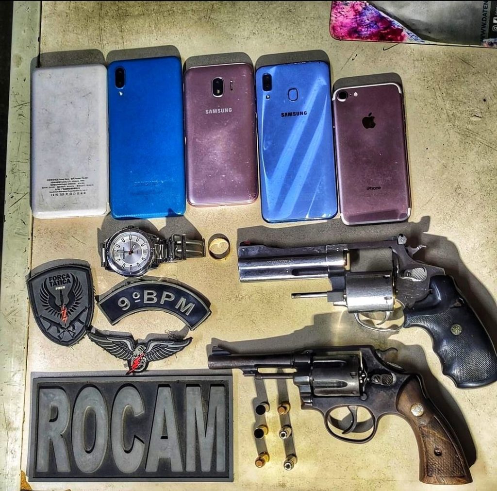 ROCAM recupera veículo roubado, e apreende 2 armas de fogo