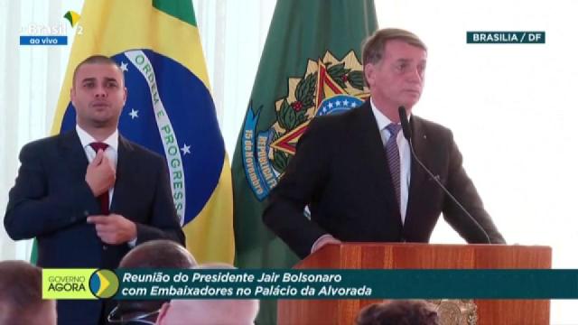 TSE condena Bolsonaro a pagar R$ 20 mil por propaganda antecipada em reunião com embaixadores