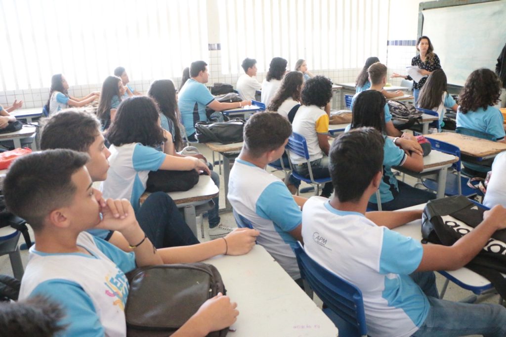 Um dia antes da eleição, Governo Fátima antecipa pagamento do precatório do Fundef a educadores do RN