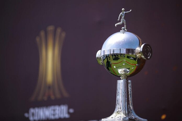 Conmebol muda lista de finalistas e abre votação para craque da Libertadores