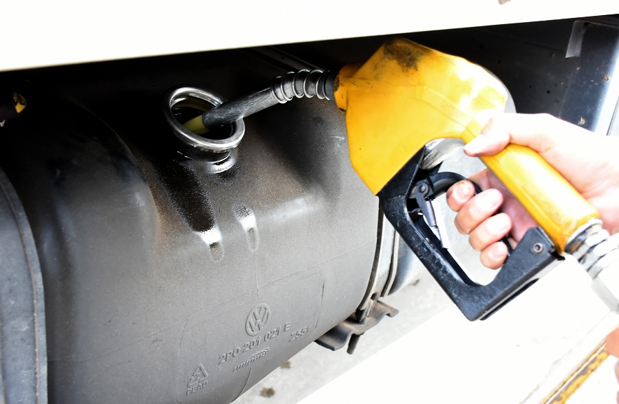 Preço médio da gasolina nos postos sobe pela segunda semana seguida
