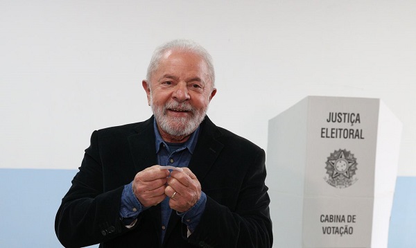 Carta de Lula a evangélicos faz compromisso com liberdade de culto