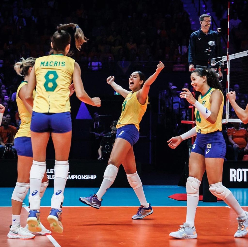 Classificado, Brasil faz 3 a 1 e segue invicto jogando contra a Bélgica