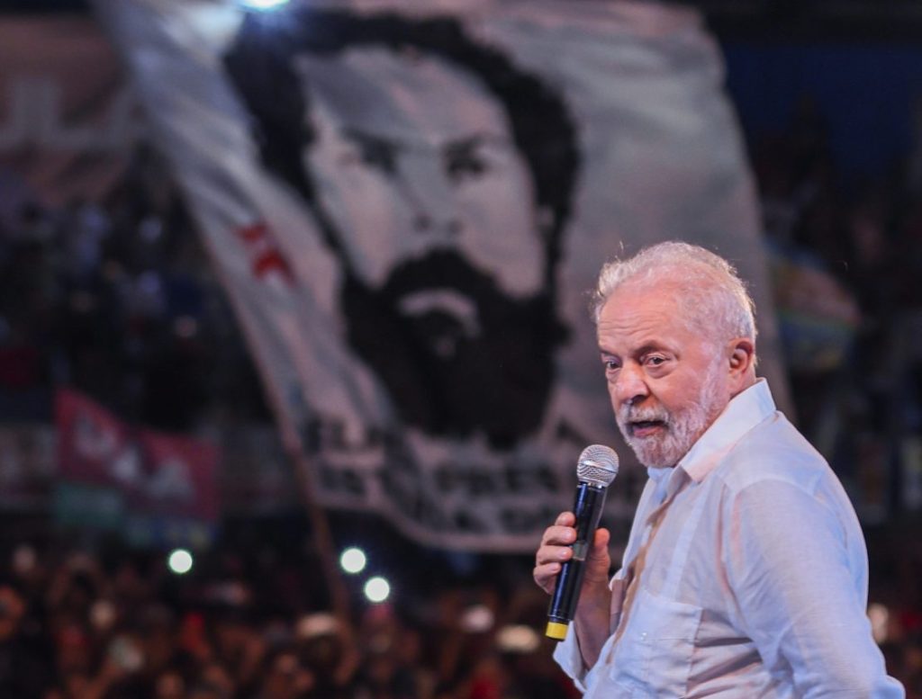 Lula diz que vai criar ministérios da Igualdade Racial e dos Povos Originários