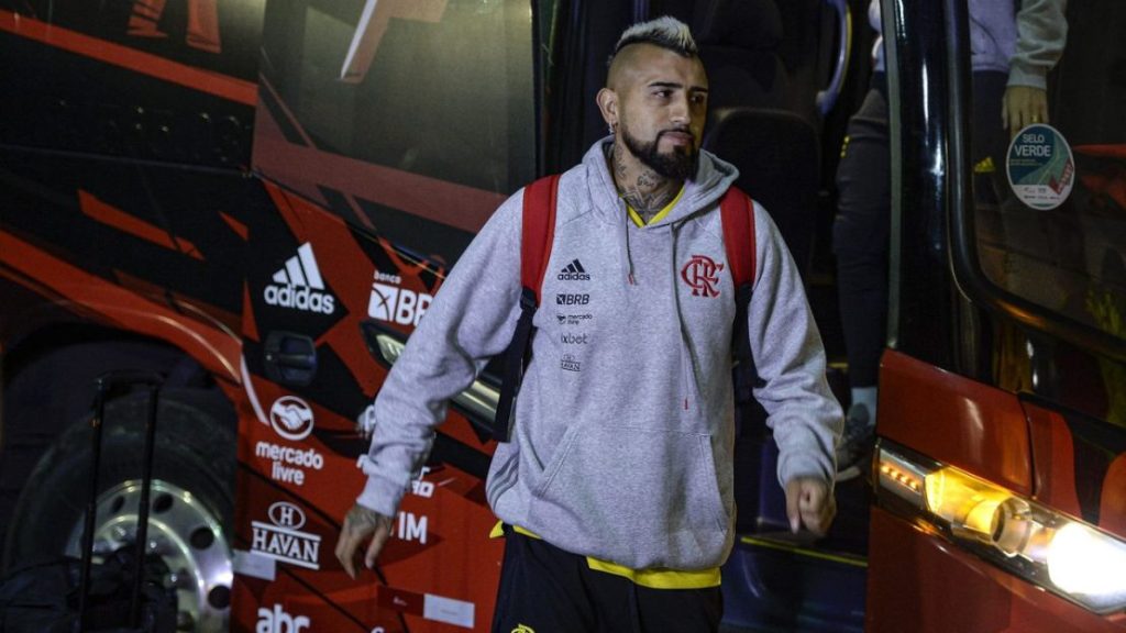 Pai de Arturo Vidal, do Flamengo, é encontrado morto no Chile