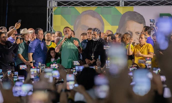 Veja como foi o sábado de campanha presidencial de Bolsonaro e Lula