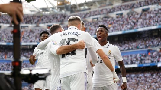 Rodrygo entra no final e garante vitória do Real sobre o Barcelona