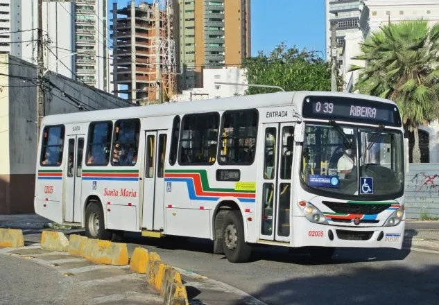 Ônibus é sequestrado na divisa de Natal com São Gonçalo do Amarante