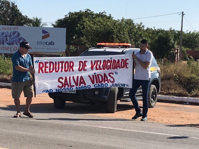Moradores da Maisa realizam manifesto em prol da volta do radar na BR 304 em frente aquela comunidade