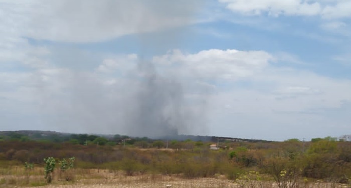 Novo incêndio atinge lixão de Caicó e gera desconforto a moradores de São Fernando e comunidades rurais