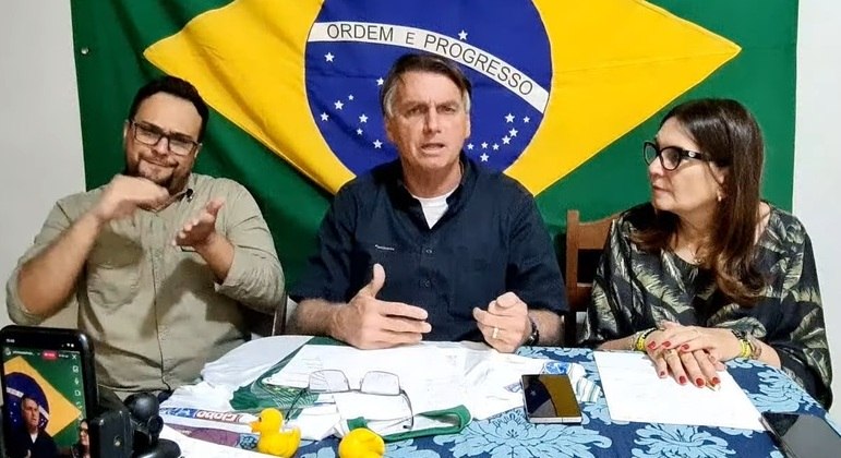 ‘Cristãos, falem de política hoje para poder falar de Deus amanhã’, diz Bolsonaro
