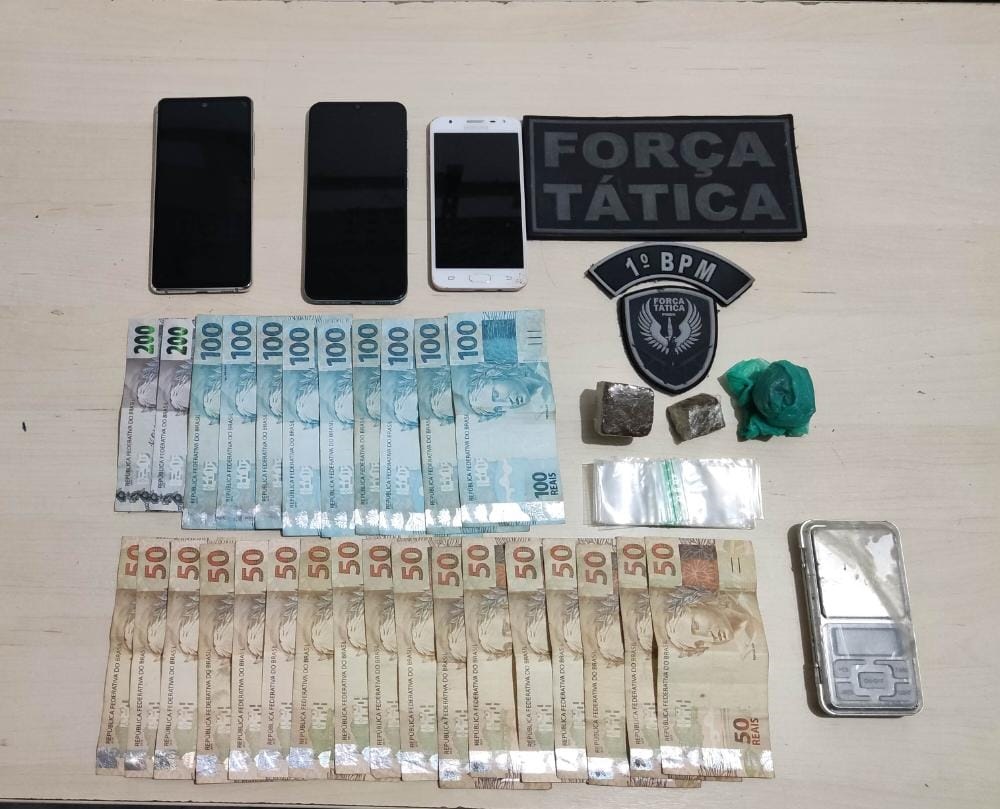 Mulher é presa por tráfico de drogas na Praia do Meio