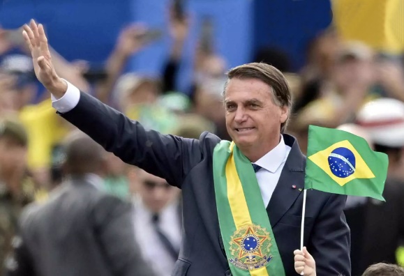 New York Times diz que Bolsonaro estava certo em desconfiar dos institutos de pesquisas