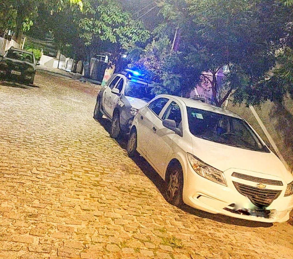 5° BPM recupera veículo roubado em capim macio, zona sul de Natal