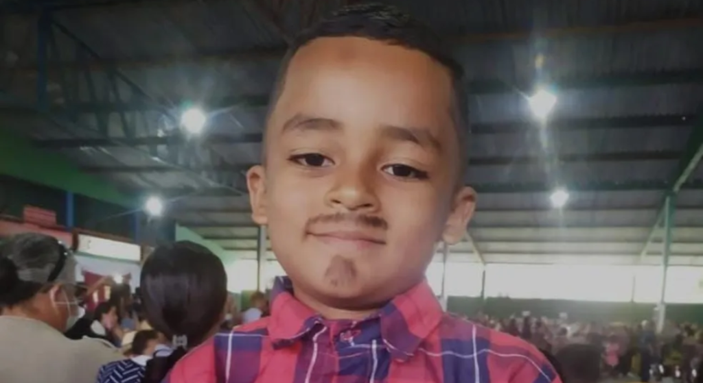 Menino de 8 anos morre após ser atropelado por ônibus escolar no Agreste de Pernambuco