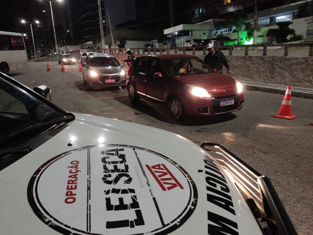 CPRE registra mais prisões por embriaguez ao volante durante operação na zona leste de Natal