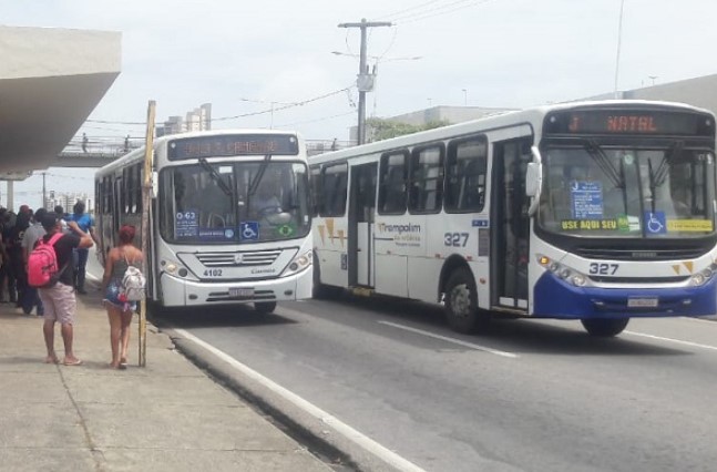 Empresas de ônibus desmentem boato de suspensão do serviço neste domingo