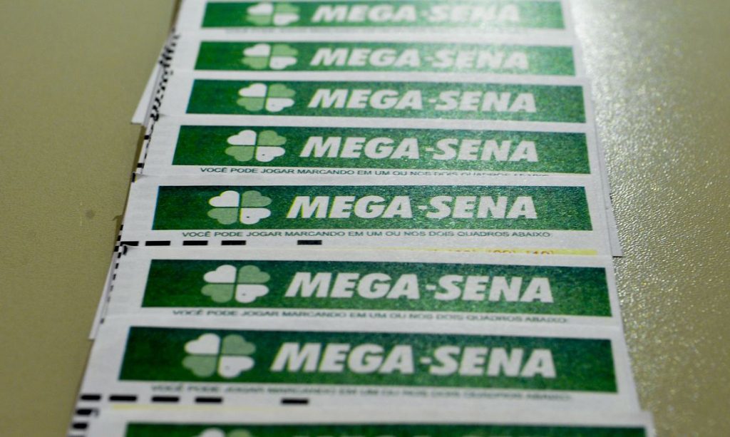 Mega-Sena sorteia prêmio de R$ 100 milhões neste sábado (22)