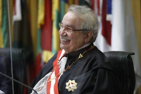 Presidente do TST, Emmanoel Pereira tem aposentadoria publicada
