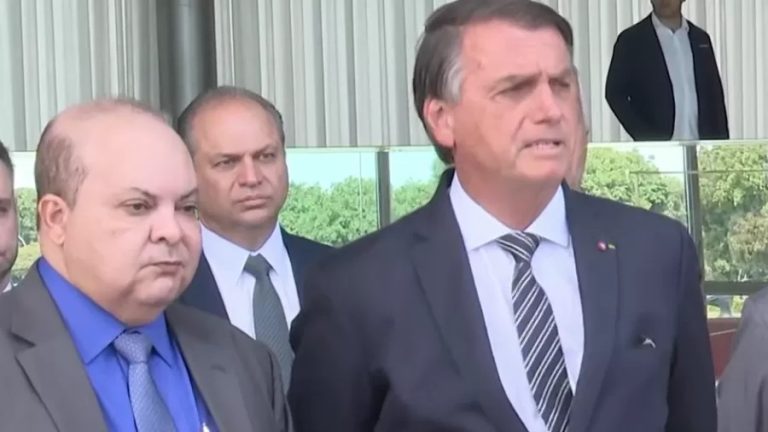 Reeleito no DF, Ibaneis declara apoio ‘de coração’ a Bolsonaro no 2º turno