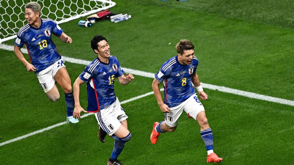 De virada, Japão vence a Alemanha em estreia na copa