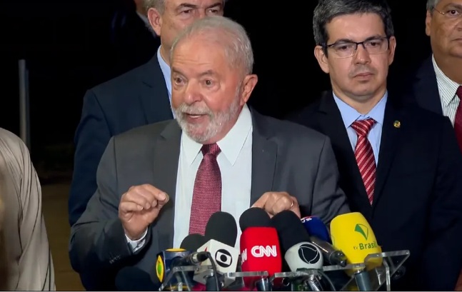 PEC da Transição deverá ser entregue após retorno de Lula da COP 27