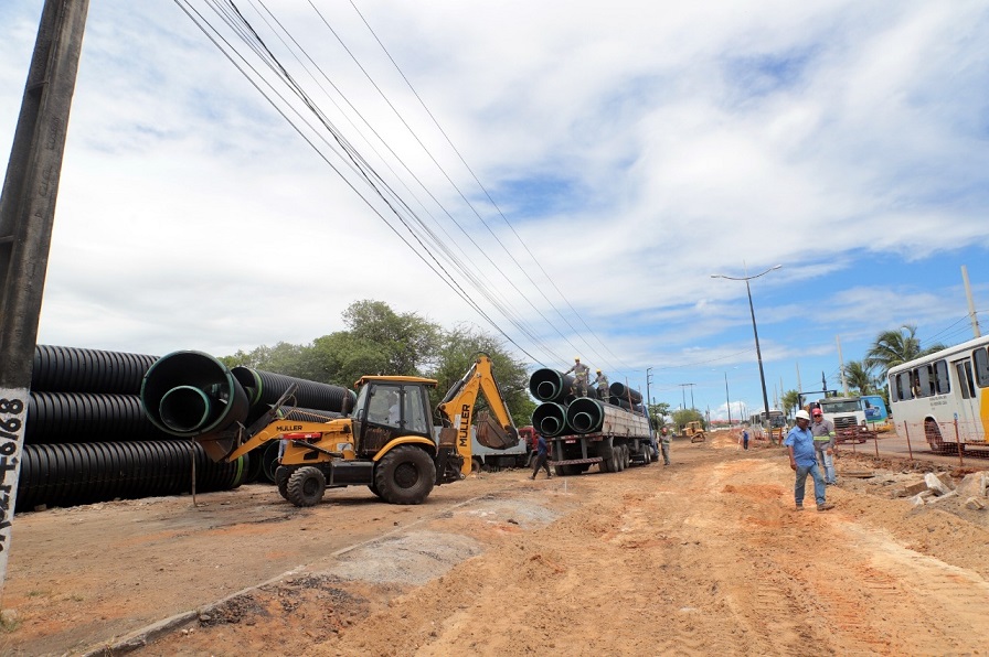 Cronograma de obras da Felizardo Moura avança; tubos de drenagem já serão instalados