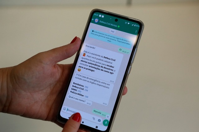 Defesa Civil passa a enviar alertas de desastres pelo WhatsApp; saiba como receber