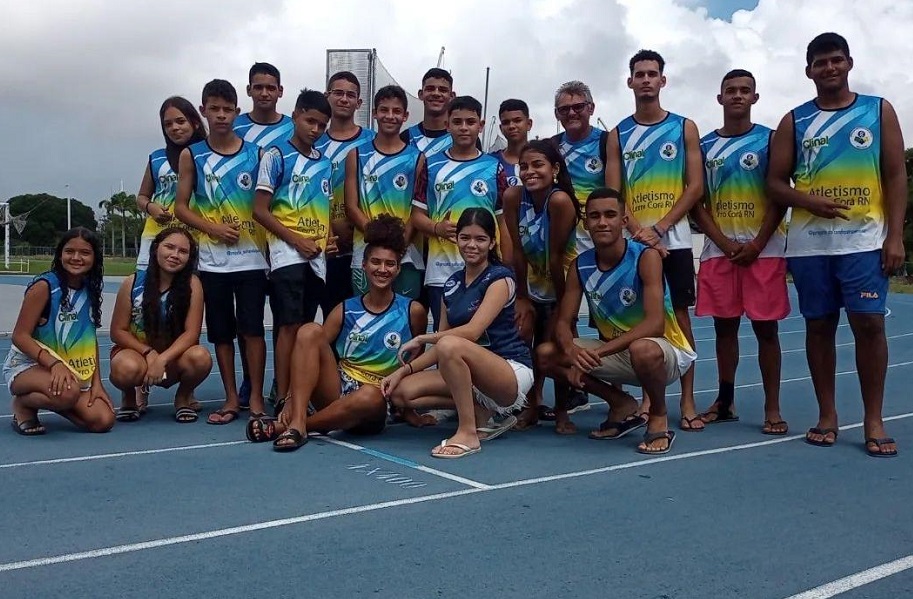 Projeto de atletismo “Saltando para vencer”