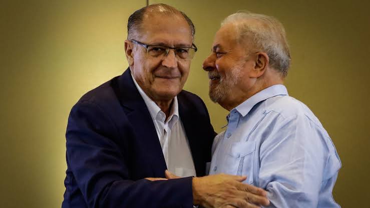 Alckmin sugere PEC da Transição para assegurar Auxílio Brasil de R$ 600
